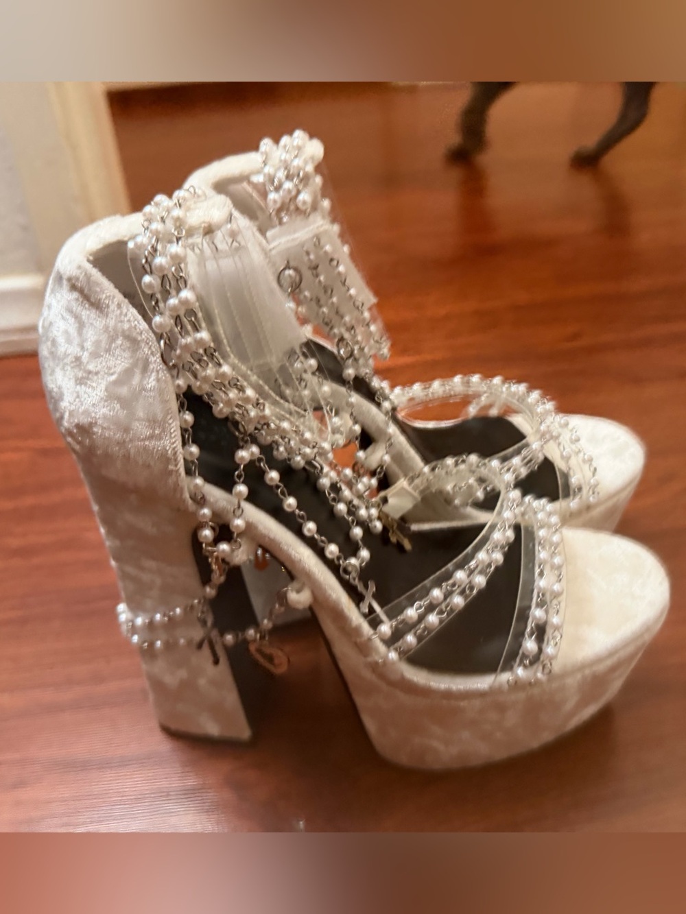 Sugar Thrillz Holy Revelation WhiteVelvet PearlGoth Angel Platform Heels 7*READ*